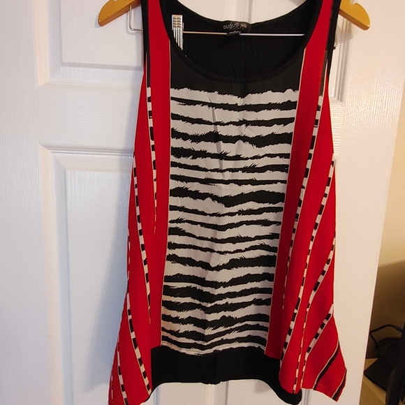 Multi color top. 3 for $25 - Picture 6 of 7